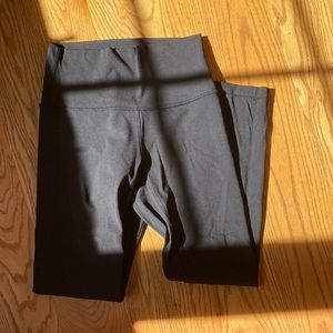Lululemon Wunder under leggings